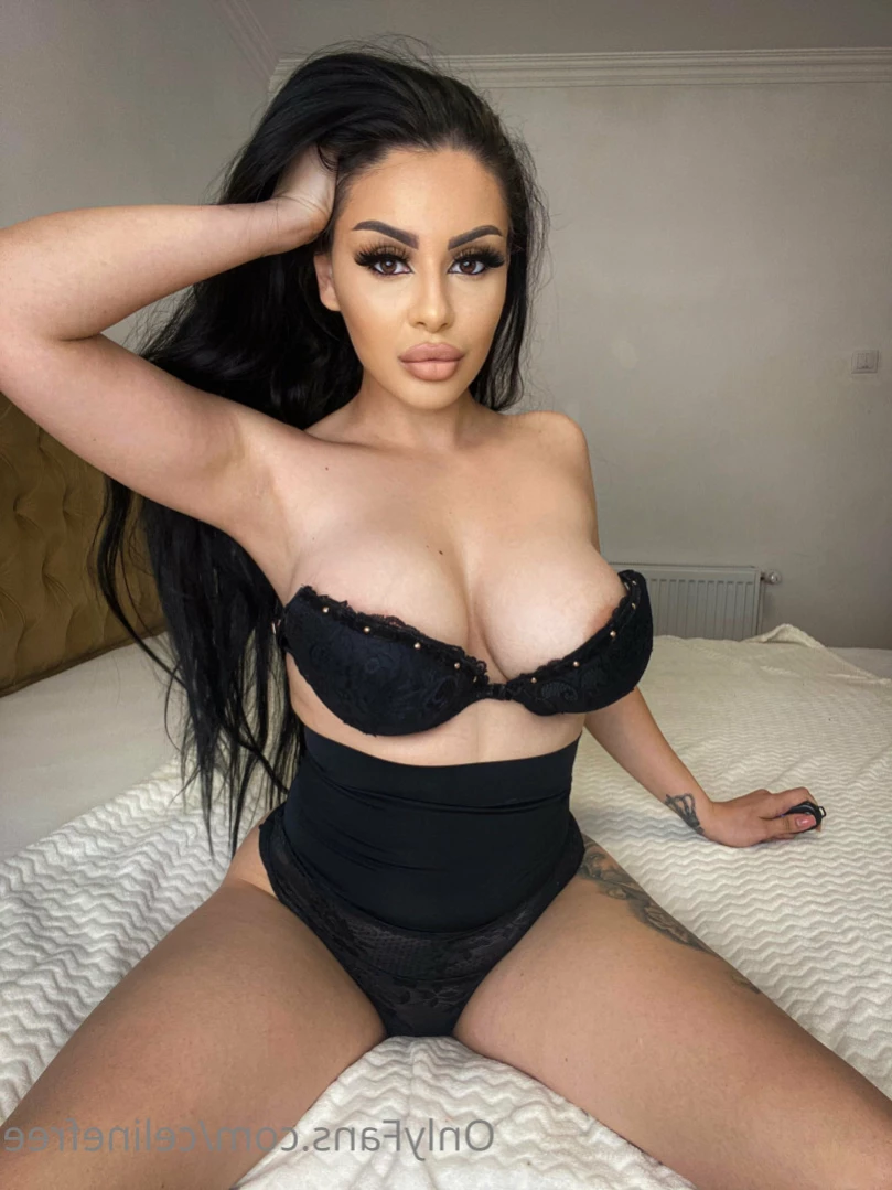 𝑪𝒆𝒍𝒊𝒏𝒆 🥵🔥🔥 [ celinefree ] Onlyfans leaked photo 16216724 on Hotleaks.tv