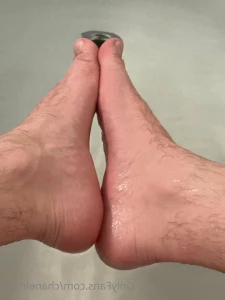 7402473
