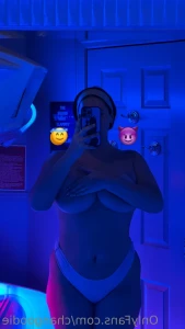 10502340