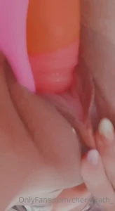 10551851