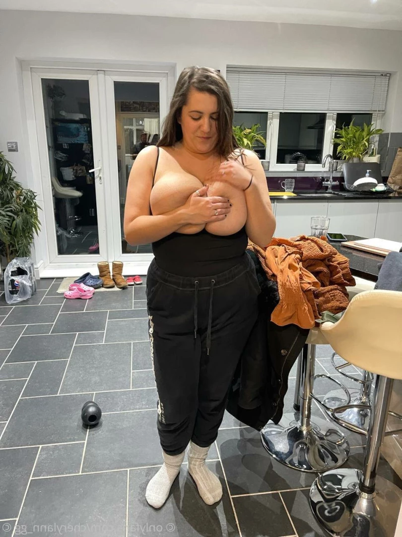 Cheryl Ann 💕 [ cherylann_gg ] Onlyfans leaked photo 7698555 on Hotleaks.tv