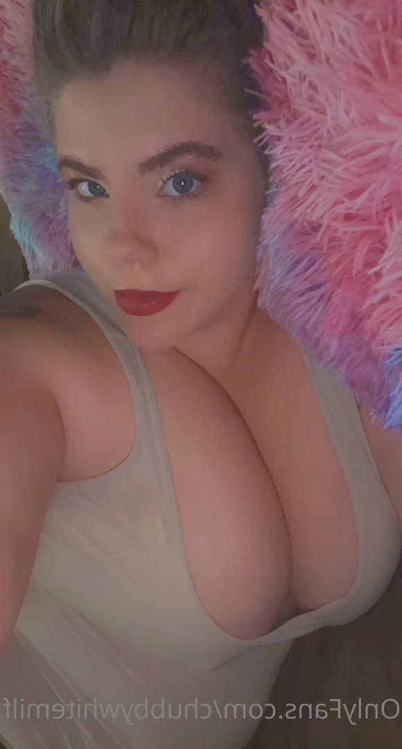 Chubby Princess [ chubbywhitemilf ] Onlyfans leaked photo 7571350 on Hotleaks.tv