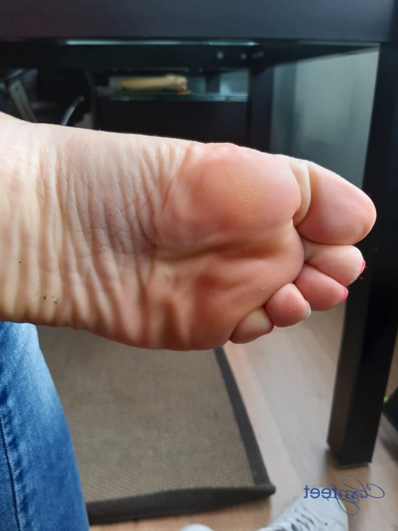 ClassyFeet - Sofia [ classyfeet ] Onlyfans leaked photo 7600861 on Hotleaks.tv