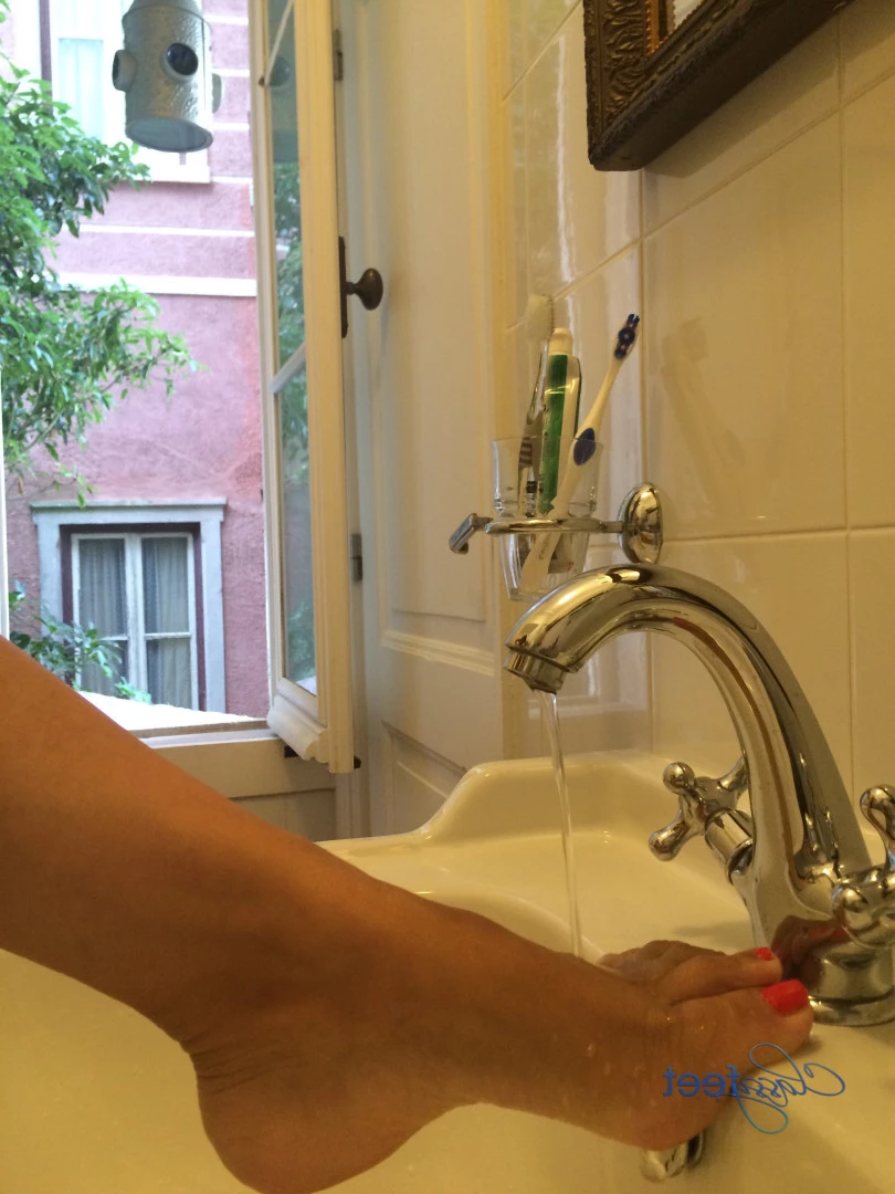 ClassyFeet - Sofia [ classyfeet ] Onlyfans leaked photo 7601837 on Hotleaks.tv