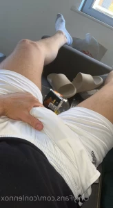 7675489
