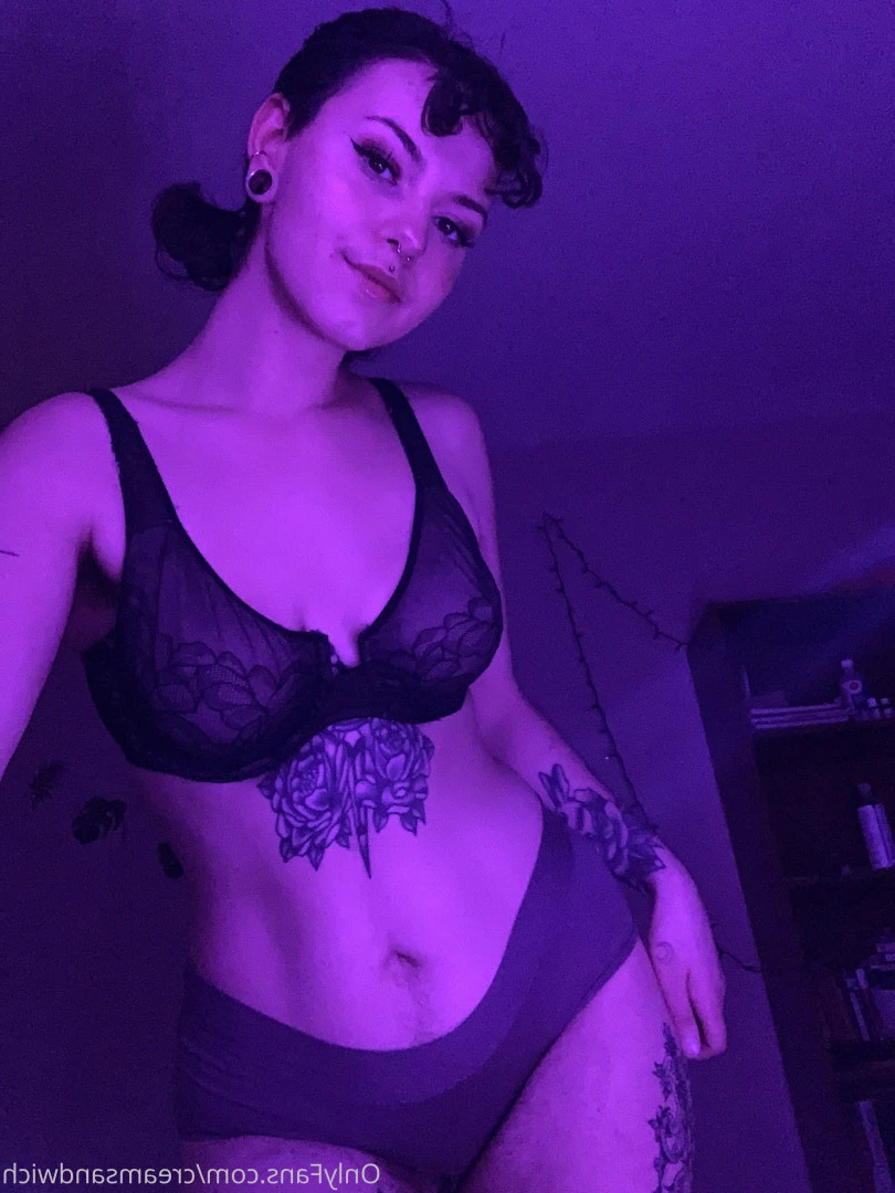 Anita 💚 [ creamsandwich ] Onlyfans leaked photo 7589900 on Hotleaks.tv