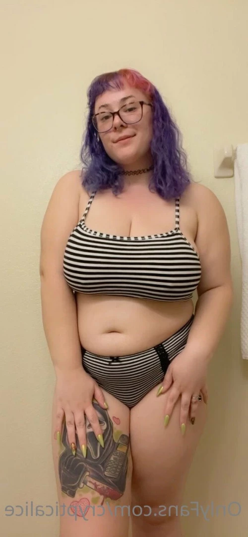 crypticalice Onlyfans leaked photo 10558464 on Hotleaks.tv