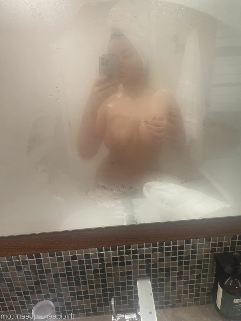 crypto-baddie Onlyfans leaked photo 6692853 on Hotleaks.tv