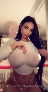 7740076