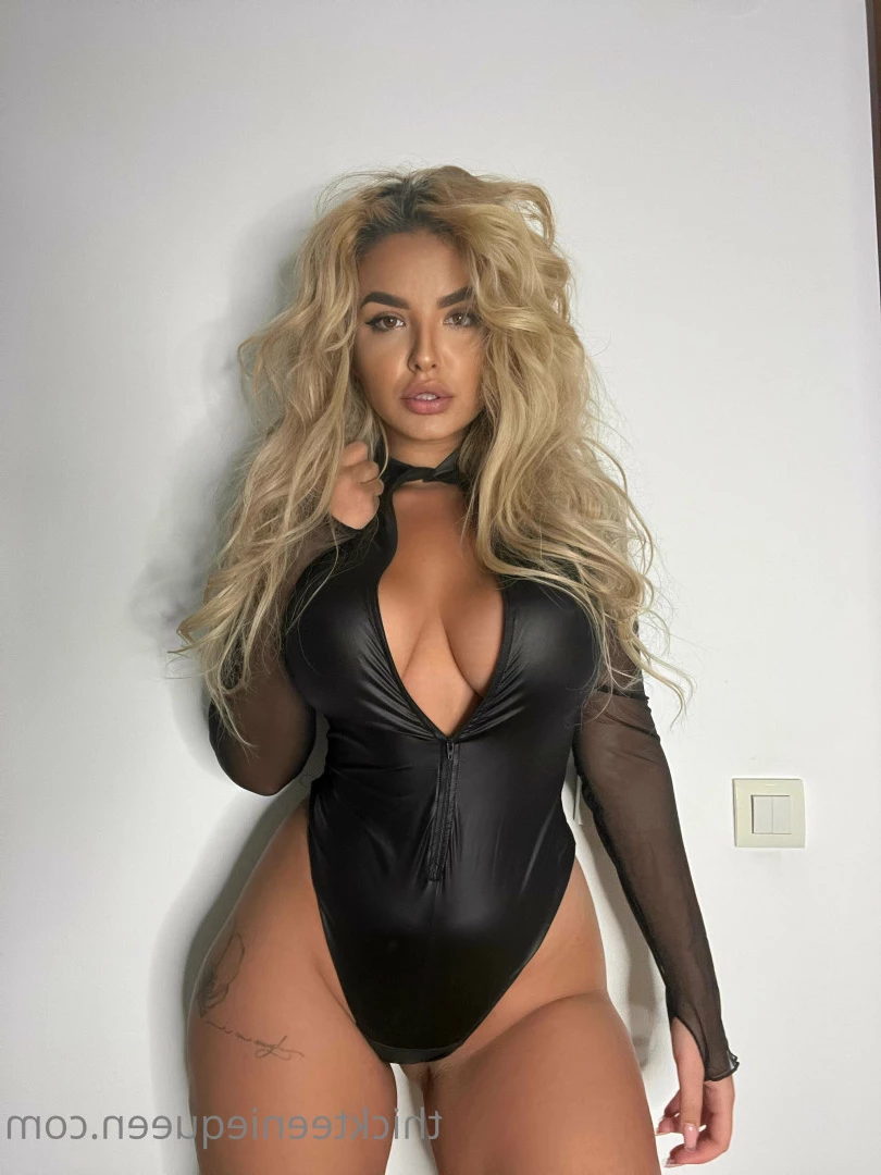 crypto-baddie Onlyfans leaked photo 10596562 on Hotleaks.tv