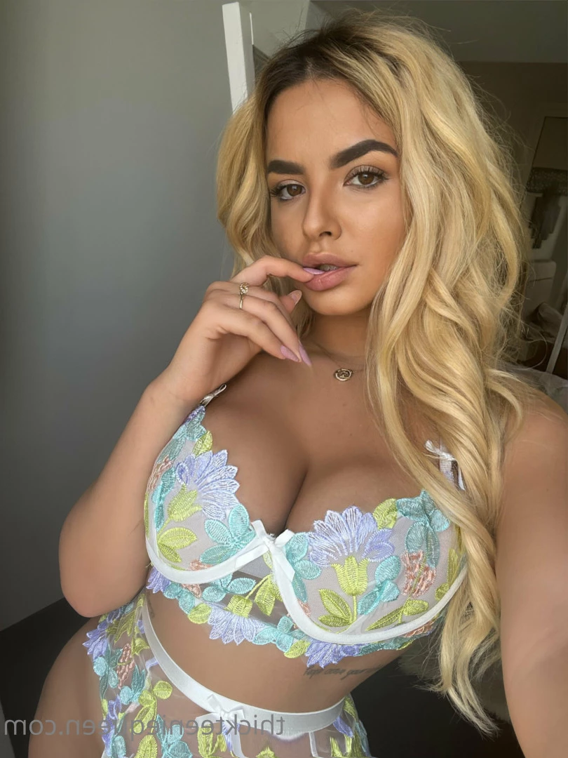 crypto-baddie Onlyfans leaked photo 10606600 on Hotleaks.tv