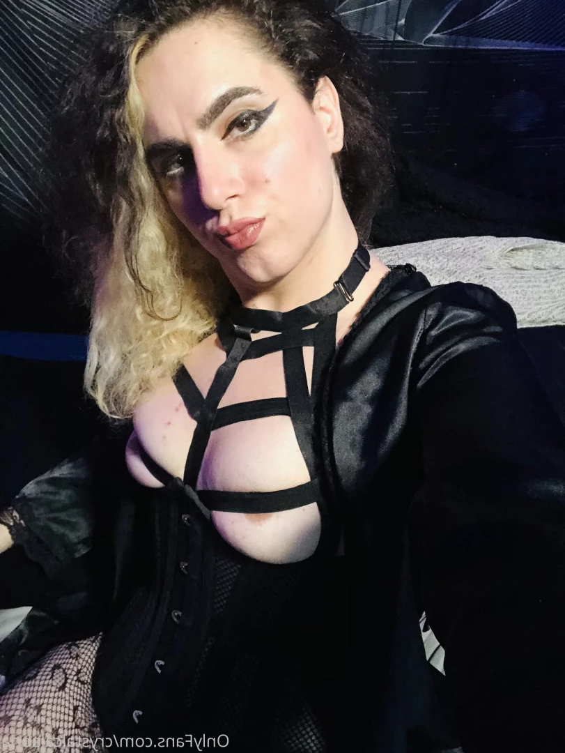 🔮ᏟᏒᎽᏕϮᎪᏞ ᏟᎪᏞᎪᏰᏒᎥᎪ🔮 [ crystalcalabria ] Onlyfans leaked photo 7545408 on Hotleaks.tv