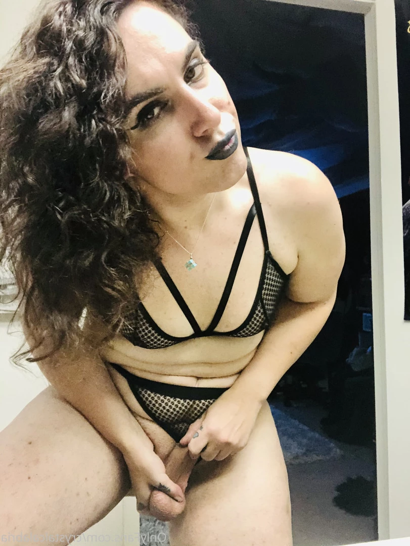 🔮ᏟᏒᎽᏕϮᎪᏞ ᏟᎪᏞᎪᏰᏒᎥᎪ🔮 [ crystalcalabria ] Onlyfans leaked photo 7547979 on Hotleaks.tv