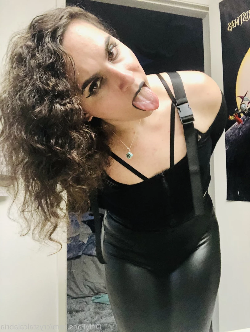 🔮ᏟᏒᎽᏕϮᎪᏞ ᏟᎪᏞᎪᏰᏒᎥᎪ🔮 [ crystalcalabria ] Onlyfans leaked photo 7549300 on Hotleaks.tv