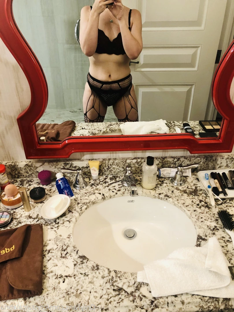 🔮ᏟᏒᎽᏕϮᎪᏞ ᏟᎪᏞᎪᏰᏒᎥᎪ🔮 [ crystalcalabria ] Onlyfans leaked photo 7553084 on Hotleaks.tv