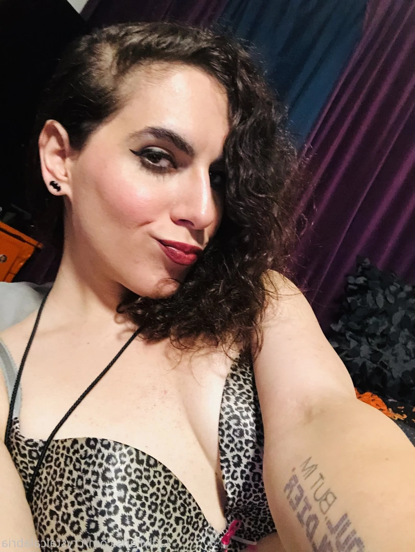 🔮ᏟᏒᎽᏕϮᎪᏞ ᏟᎪᏞᎪᏰᏒᎥᎪ🔮 [ crystalcalabria ] Onlyfans leaked photo 7555612 on Hotleaks.tv
