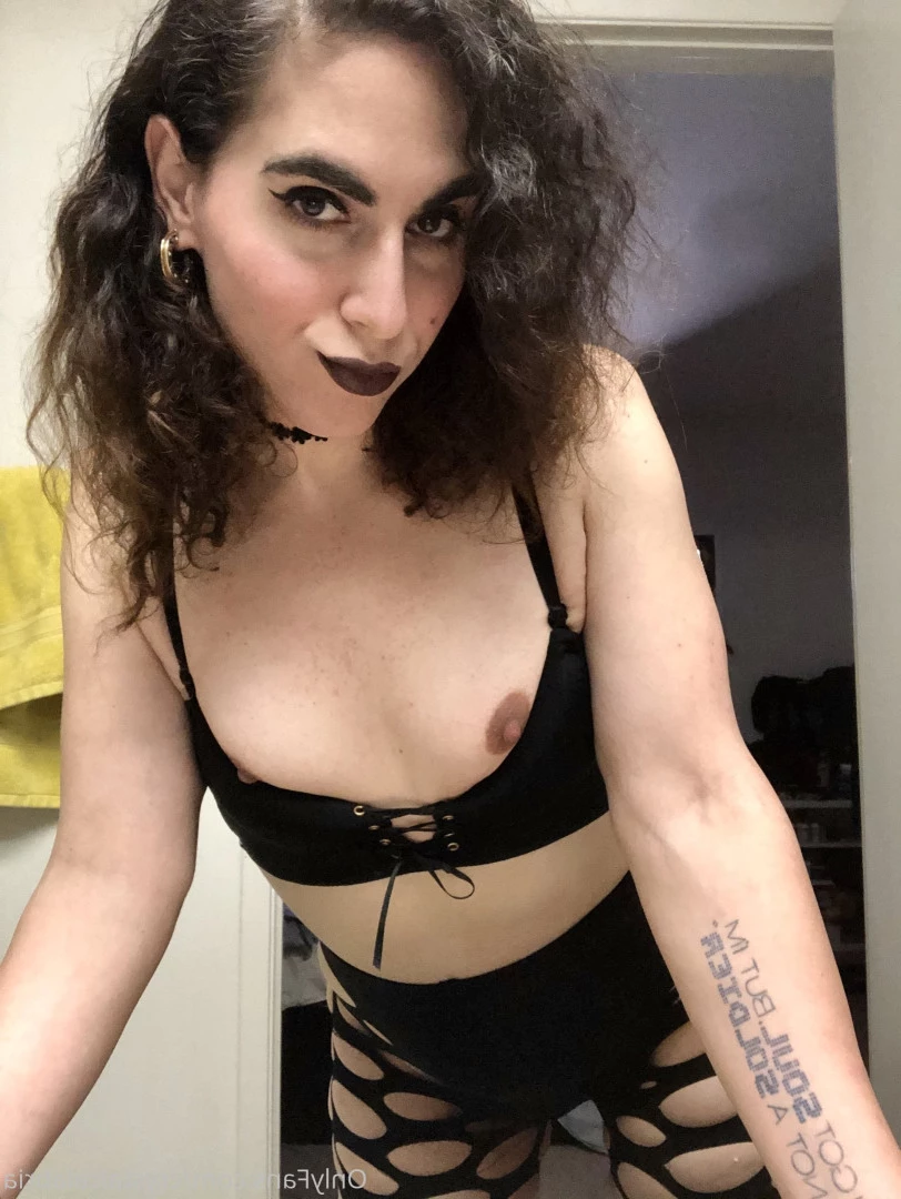 🔮ᏟᏒᎽᏕϮᎪᏞ ᏟᎪᏞᎪᏰᏒᎥᎪ🔮 [ crystalcalabria ] Onlyfans leaked photo 7557741 on Hotleaks.tv