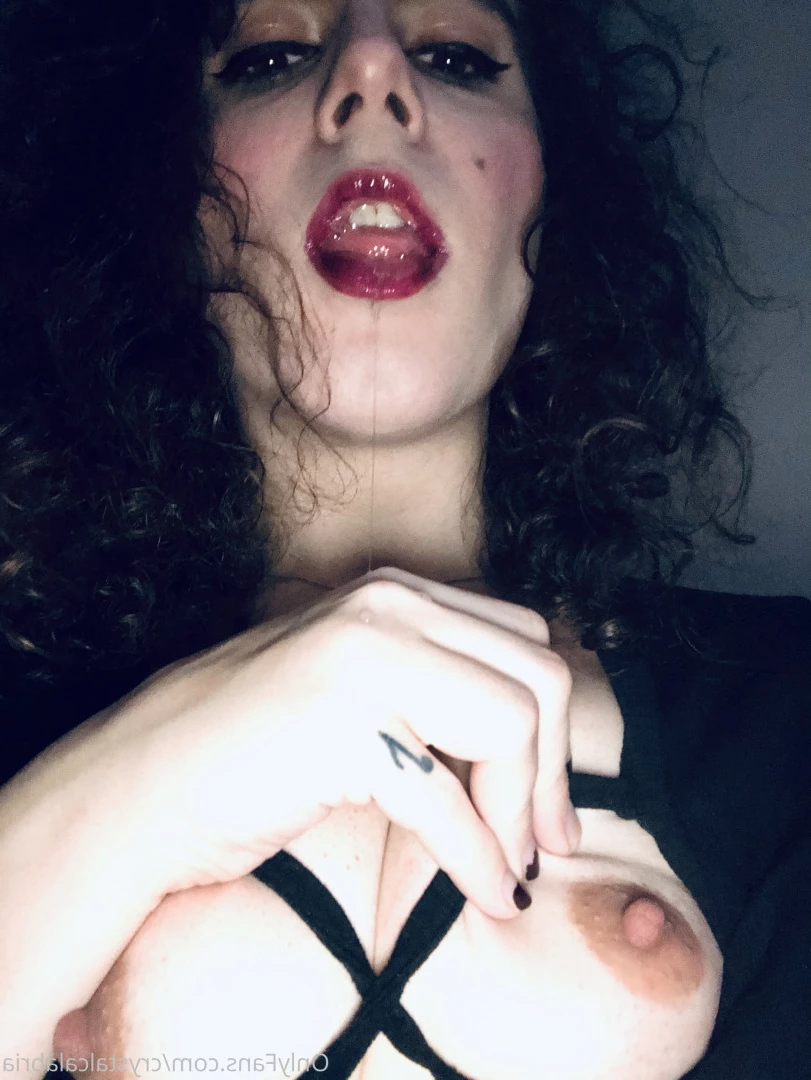 🔮ᏟᏒᎽᏕϮᎪᏞ ᏟᎪᏞᎪᏰᏒᎥᎪ🔮 [ crystalcalabria ] Onlyfans leaked photo 7560944 on Hotleaks.tv