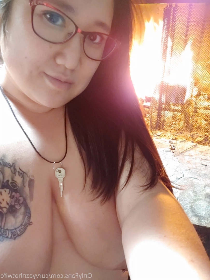 Lan [ curvyaznhotwife ] Onlyfans leaked photo 7568318 on Hotleaks.tv