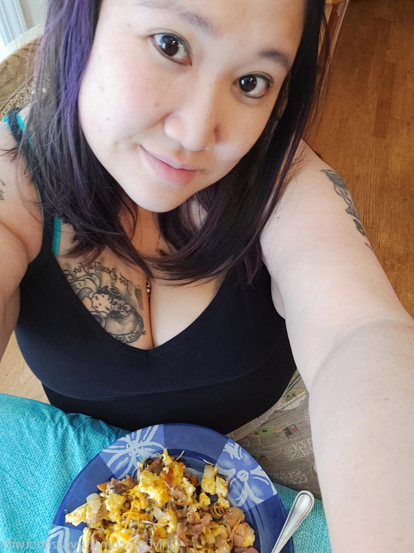 Lan [ curvyaznhotwife ] Onlyfans leaked photo 7574115 on Hotleaks.tv