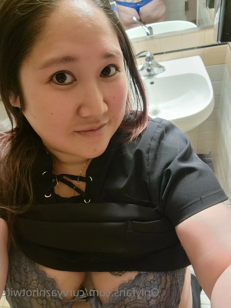 Lan [ curvyaznhotwife ] Onlyfans leaked photo 7574202 on Hotleaks.tv
