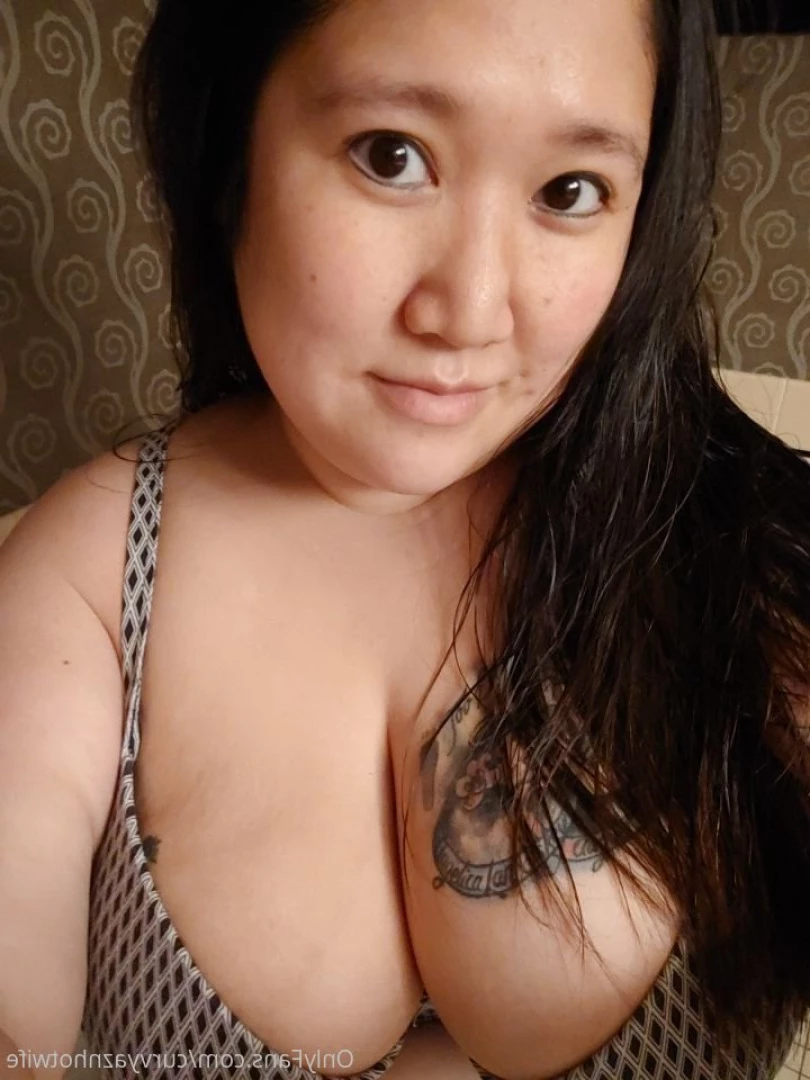 Lan [ curvyaznhotwife ] Onlyfans leaked photo 7575399 on Hotleaks.tv