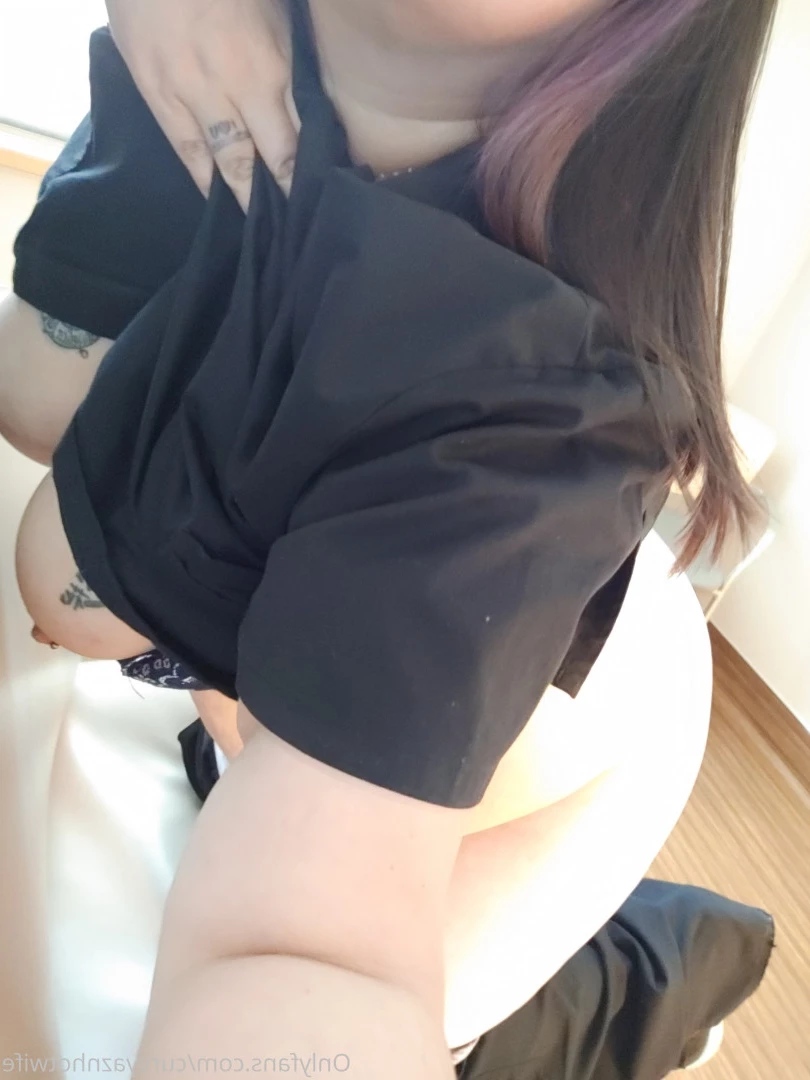 Lan [ curvyaznhotwife ] Onlyfans leaked photo 7577147 on Hotleaks.tv