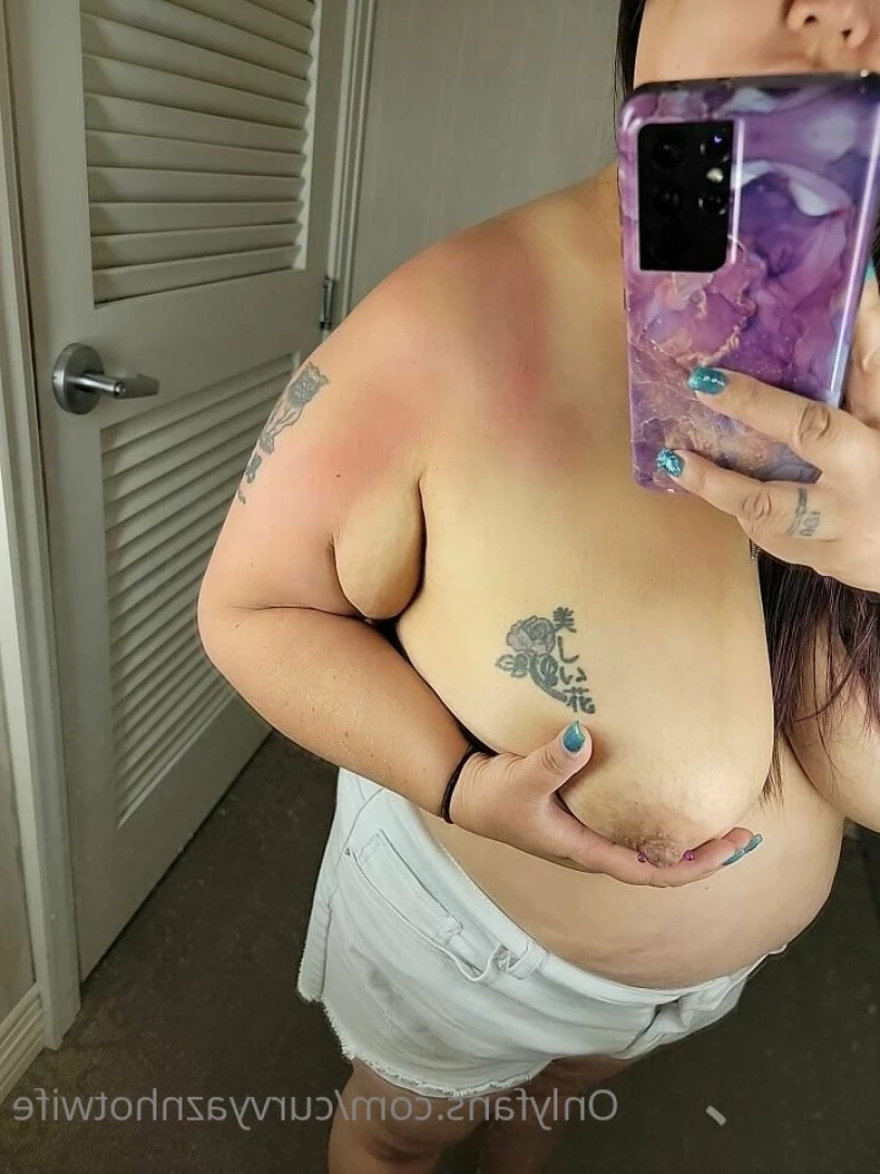 Lan [ curvyaznhotwife ] Onlyfans leaked photo 7577912 on Hotleaks.tv