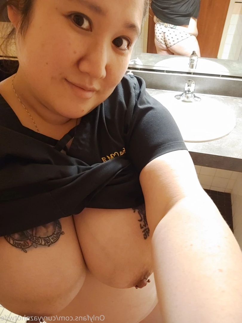 Lan [ curvyaznhotwife ] Onlyfans leaked photo 7578533 on Hotleaks.tv