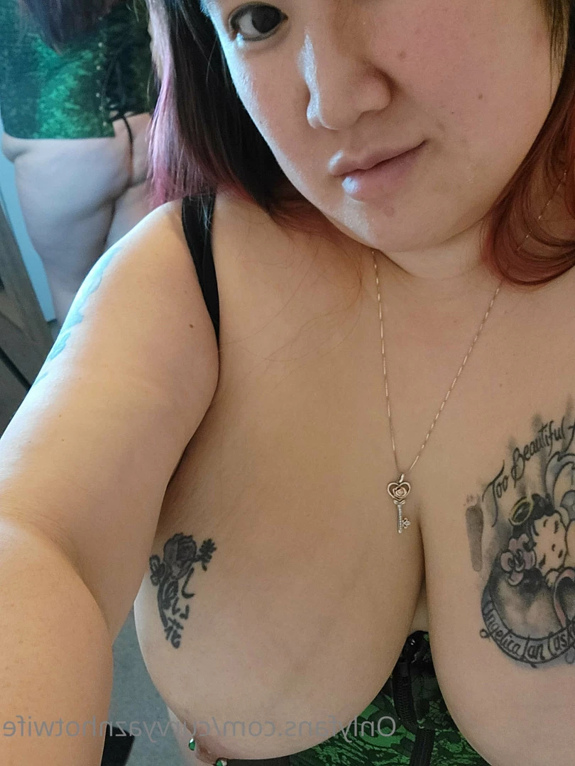 Lan [ curvyaznhotwife ] Onlyfans leaked photo 7579255 on Hotleaks.tv