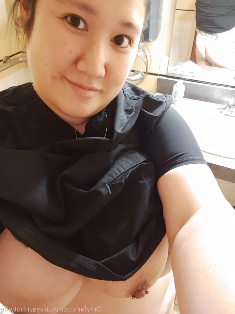 Lan [ curvyaznhotwife ] Onlyfans leaked photo 7581375 on Hotleaks.tv