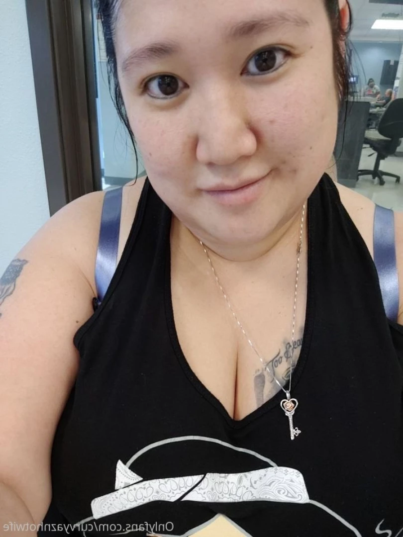 Lan [ curvyaznhotwife ] Onlyfans leaked photo 7584395 on Hotleaks.tv
