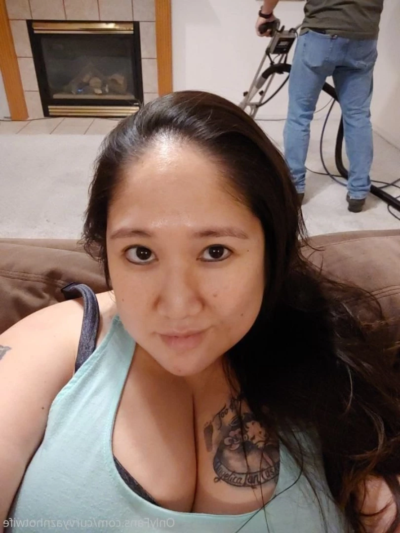 Lan [ curvyaznhotwife ] Onlyfans leaked photo 7584994 on Hotleaks.tv