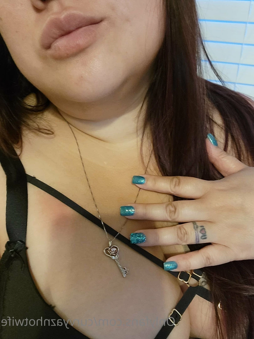 Lan [ curvyaznhotwife ] Onlyfans leaked photo 7586304 on Hotleaks.tv