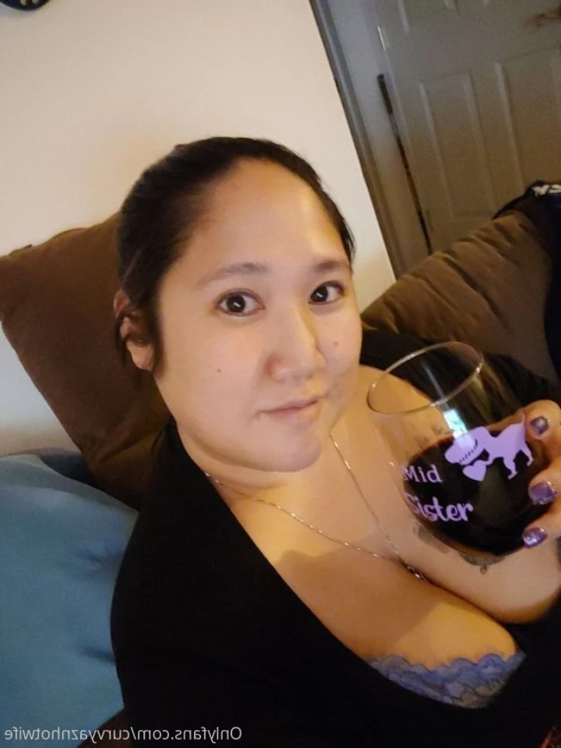 Lan [ curvyaznhotwife ] Onlyfans leaked photo 7588262 on Hotleaks.tv