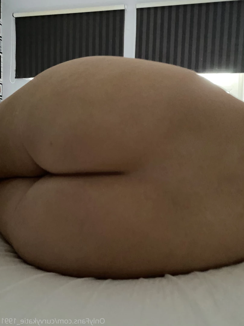 Katie Hot Wife 32FF [ curvykatie_1991 ] Onlyfans leaked photo 11048920 on Hotleaks.tv