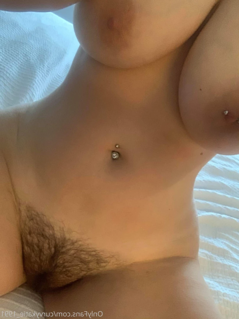 Katie Hot Wife 32FF [ curvykatie_1991 ] Onlyfans leaked photo 11049021 on Hotleaks.tv
