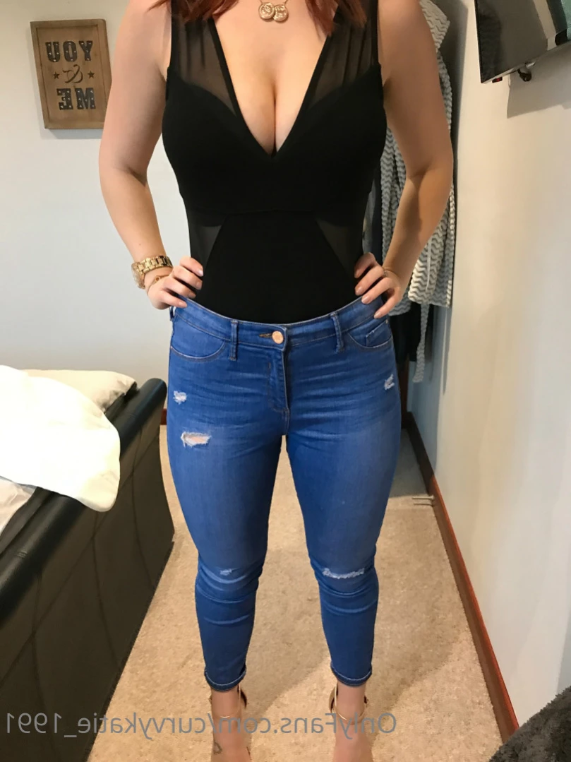 Katie Hot Wife 32FF [ curvykatie_1991 ] Onlyfans leaked photo 12656587 on Hotleaks.tv