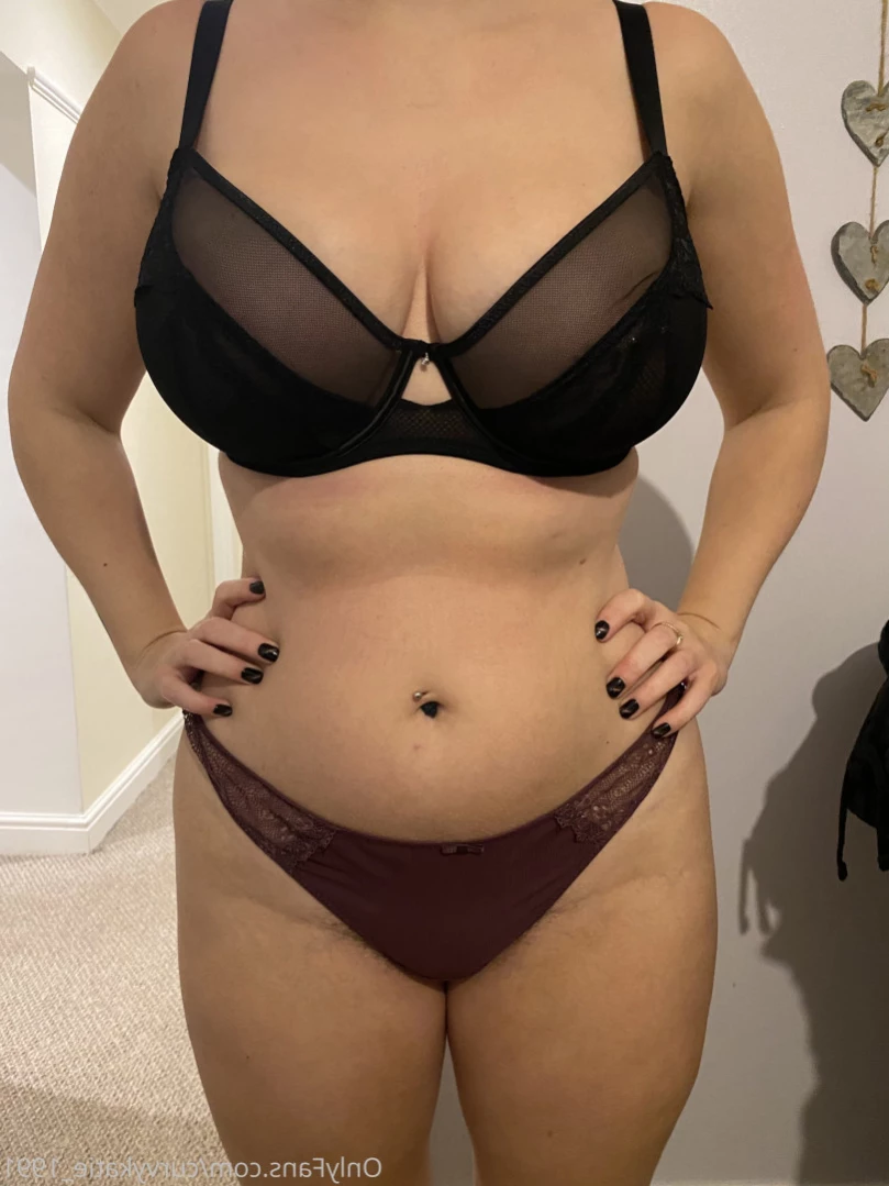 Katie Hot Wife 32FF [ curvykatie_1991 ] Onlyfans leaked photo 13519711 on Hotleaks.tv