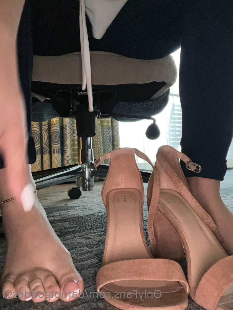 Da Foot Goddess [ dafootgoddess1 ] Onlyfans leaked photo 7672297 on Hotleaks.tv