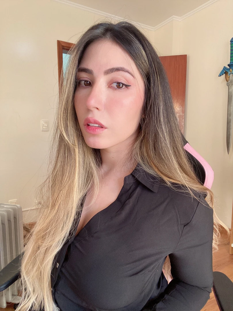 Danielle Vedovelli 🌸 [ danievedo ] Onlyfans leaked photo 7536064 on Hotleaks.tv