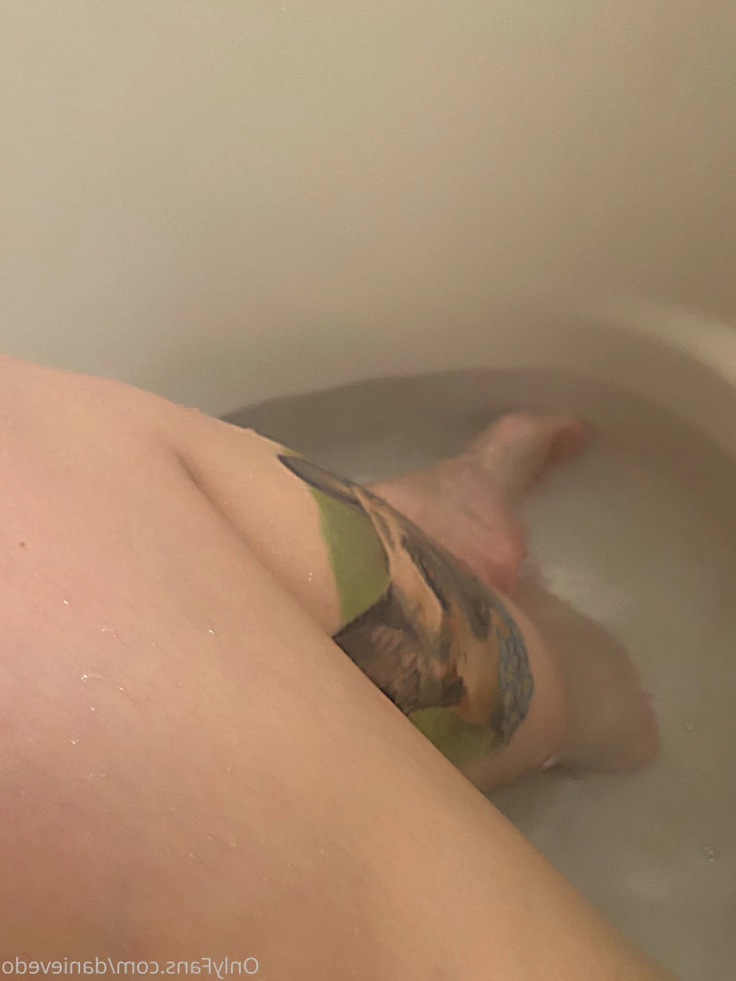 Danielle Vedovelli 🌸 [ danievedo ] Onlyfans leaked photo 7536112 on Hotleaks.tv