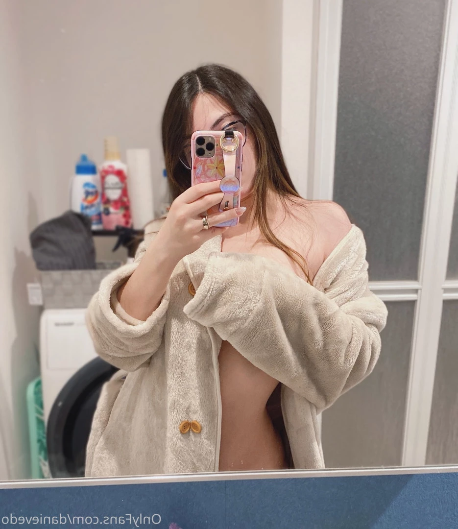 Danielle Vedovelli 🌸 [ danievedo ] Onlyfans leaked photo 7537384 on Hotleaks.tv
