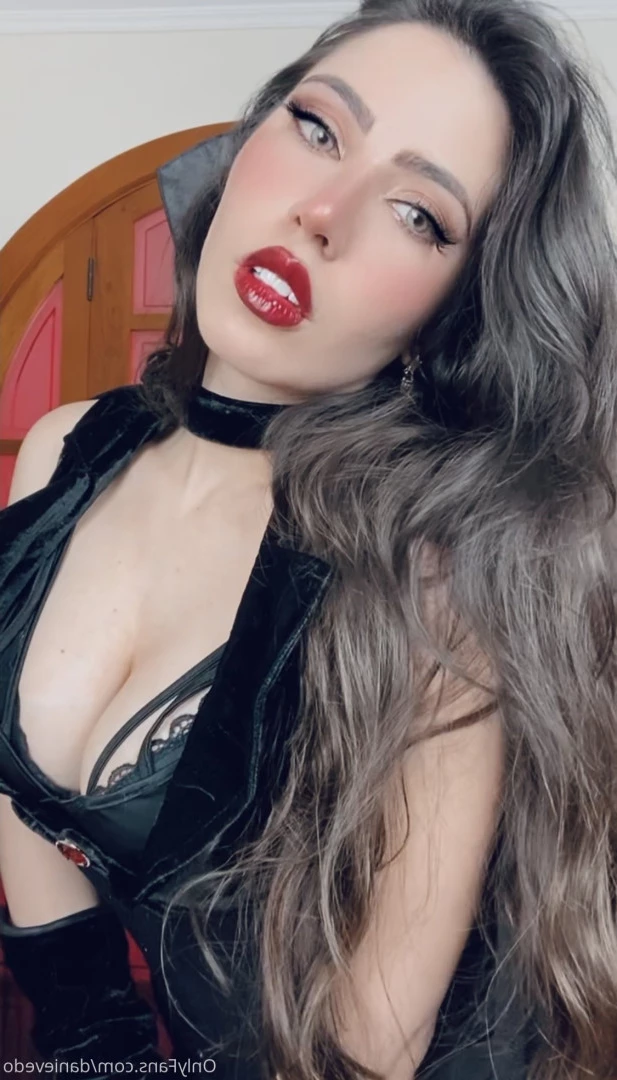 Danielle Vedovelli 🌸 [ danievedo ] Onlyfans leaked photo 7540017 on Hotleaks.tv