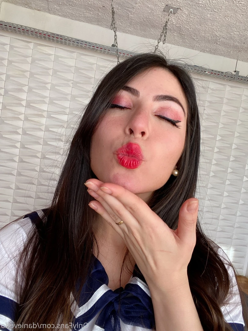 Danielle Vedovelli 🌸 [ danievedo ] Onlyfans leaked photo 7544400 on Hotleaks.tv