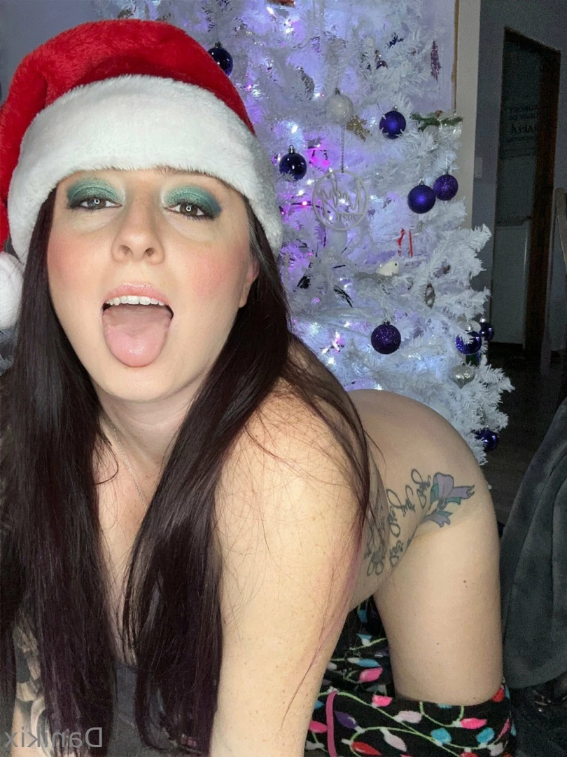 Danikix 💜 Car Babe [ danikix ] Onlyfans leaked photo 10549419 on Hotleaks.tv