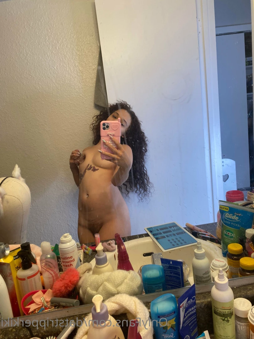 Dat Stripper 🦋 Kiki Cali💘 [ datstripperkiki ] Onlyfans leaked photo 7369033 on Hotleaks.tv