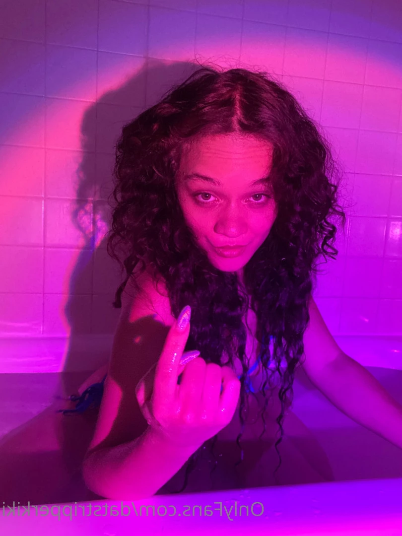 Dat Stripper 🦋 Kiki Cali💘 [ datstripperkiki ] Onlyfans leaked photo 7373433 on Hotleaks.tv