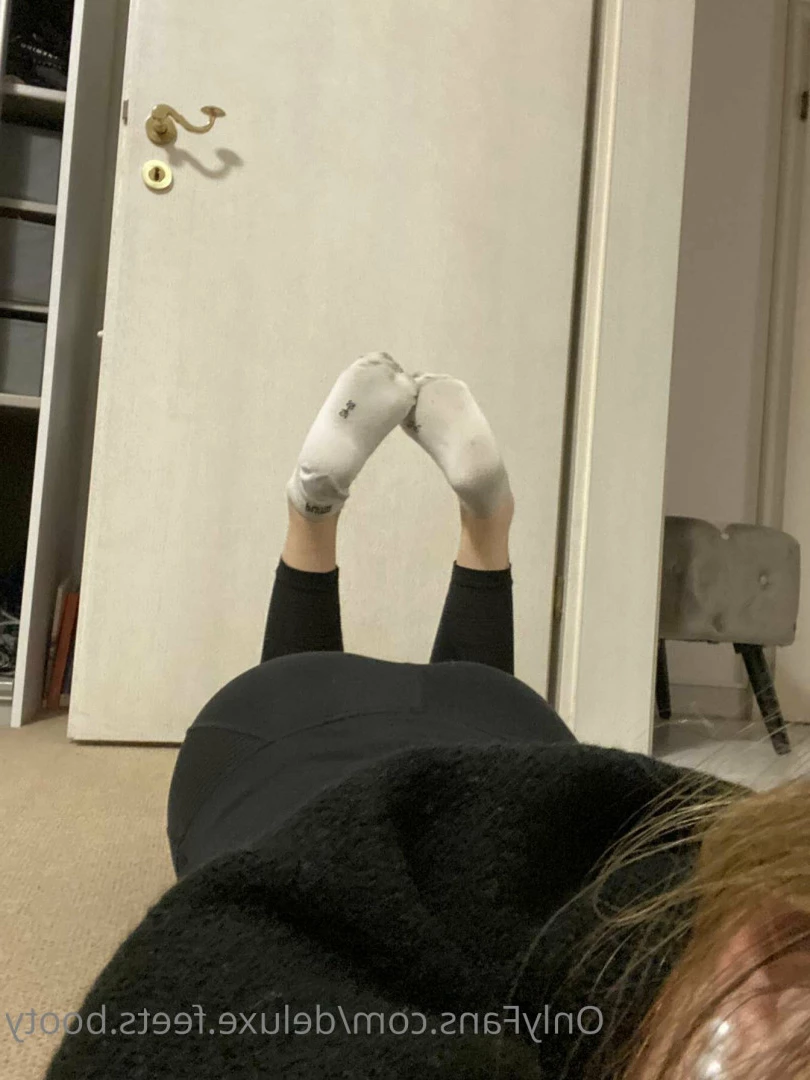 Deluxe.Feets [ deluxe.feets.booty ] Onlyfans leaked photo 6687272 on Hotleaks.tv