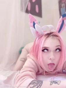 7667358